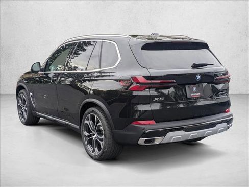 Used 2026 BMW X5 xDrive50e w/ Executive Package AWD/4WD image 8