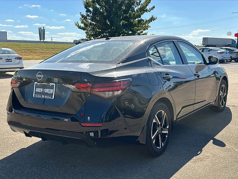 New 2025 Nissan Sentra SV image 8