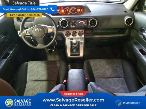 Used 2012 Scion xB FWD image 11
