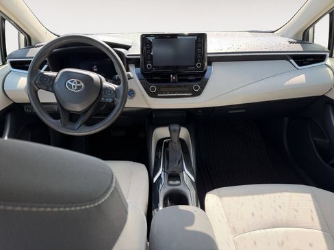Used 2022 Toyota Corolla LE FWD image 10
