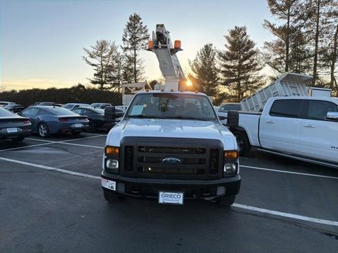 Used 2008 Ford F350 XLT image 2