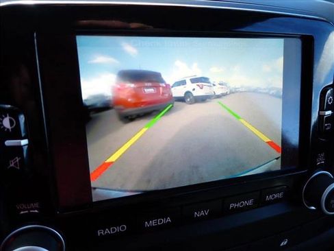 Used 2017 FIAT 500L Trekking w/ Popular Equipment Package image 24