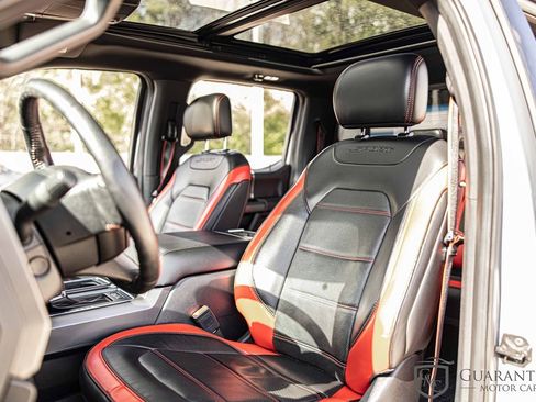 Used 2019 Ford F150 Lariat w/ Equipment Group 502A Luxury AWD/4WD image 17