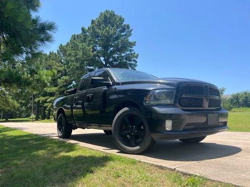 Used 2015 RAM 1500 Tradesman w/ Popular Equipment Group RWD image 3