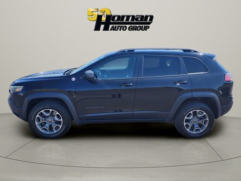 Used 2021 Jeep Cherokee Trailhawk AWD/4WD image 2