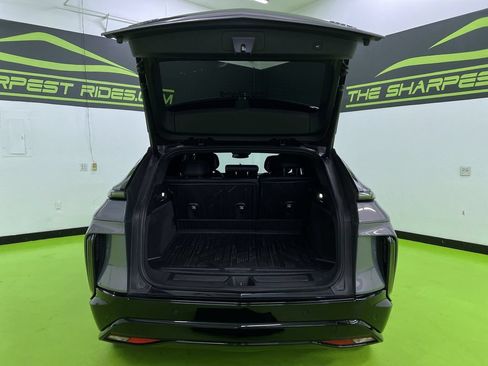 Used 2024 Cadillac Lyriq Sport w/ LPO, Floor Liner Package AWD/4WD image 9