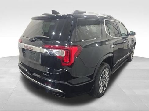 Used 2023 GMC Acadia Denali w/ Denali Ultimate Package AWD/4WD image 4