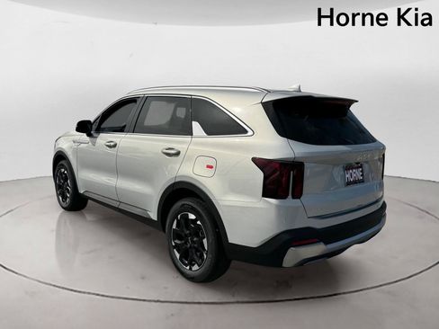 New 2026 Kia Sorento S FWD image 5