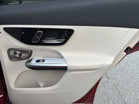 New 2026 Mercedes-Benz GLC 300 4MATIC image 18