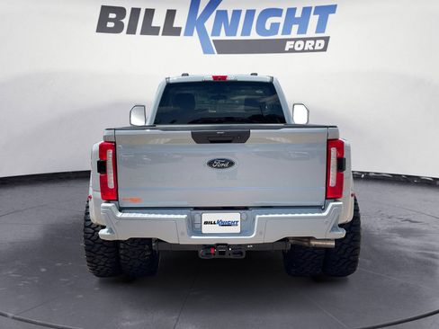 Used 2026 Ford F450 XLT w/ 360-Degree Camera Package AWD/4WD image 4