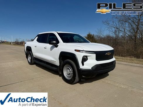 Used 2025 Chevrolet Silverado EV W/T image 1