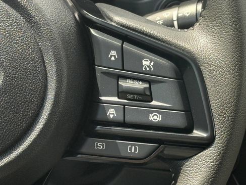 Used 2025 Subaru Forester Premium image 18