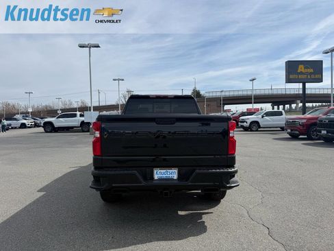 New 2026 Chevrolet Silverado 1500 High Country w/ Midnight Edition AWD/4WD image 6