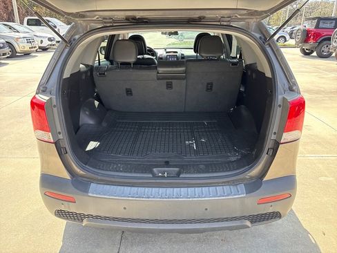 Used 2013 Kia Sorento EX image 29
