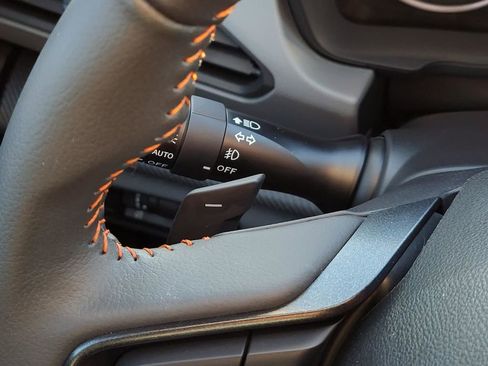 Certified 2025 Subaru Crosstrek 2.5i Limited w/ Crosstrek Mirror Package image 28