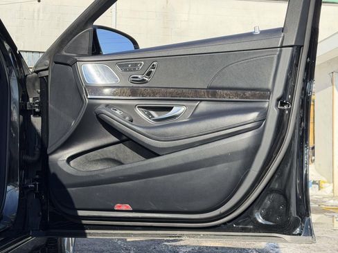 Used 2020 Mercedes-Benz S 450 4MATIC Sedan w/ Premium Package image 14