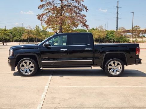 Used 2017 GMC Sierra 1500 Denali w/ Denali Ultimate Package AWD/4WD image 4