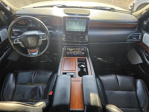 Used 2019 Lincoln Navigator Reserve w/ Cargo Package image 8