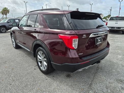 Used 2022 Ford Explorer XLT w/ Equipment Group 202A RWD image 8