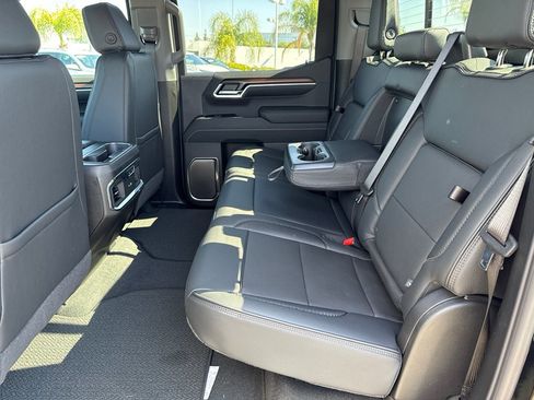 Used 2025 GMC Sierra 1500 Denali image 18