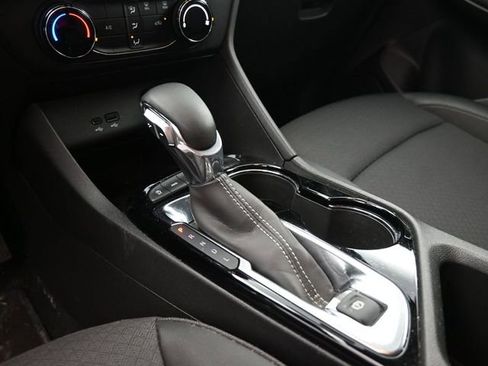 Used 2025 Buick Encore GX Preferred image 26