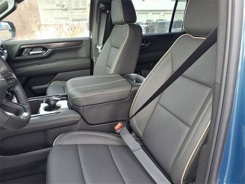 New 2026 GMC Yukon XL Elevation image 19
