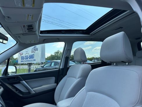 Used 2017 Subaru Forester 2.5i Premium w/ All-Weather Package image 19