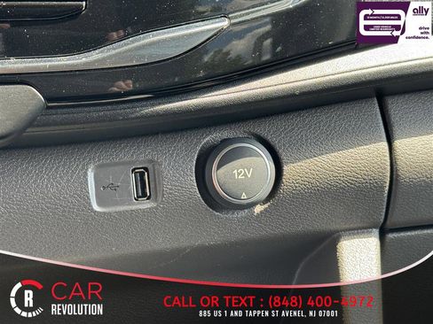 Used 2023 Ford Transit 350 XLT RWD image 30