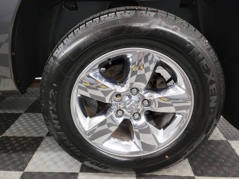 Used 2018 RAM 1500 Express w/ Express Value Package AWD/4WD image 28