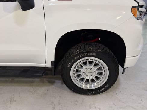 Used 2025 Chevrolet Silverado 1500 RST image 29