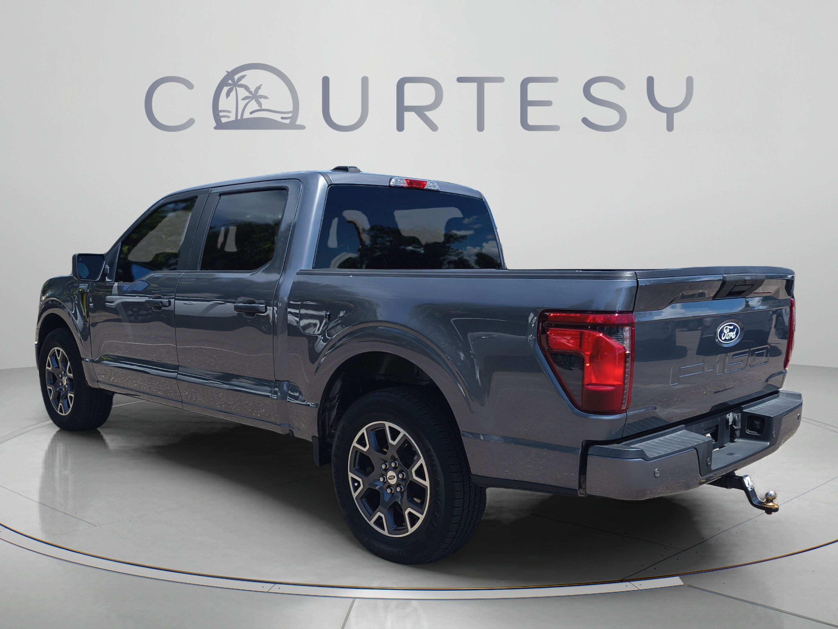Used 2024 Ford F150 STX RWD image 3
