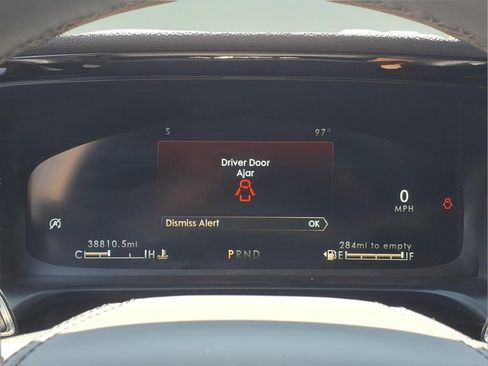 Certified 2023 Lincoln Aviator AWD w/ Class IV Trailer Tow Package image 7