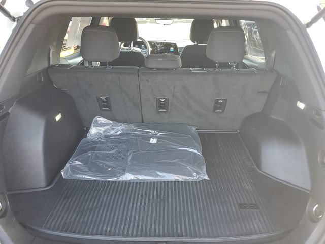 Certified 2025 Chevrolet Equinox LT w/ Safety and Technology Package AWD/4WD image 8