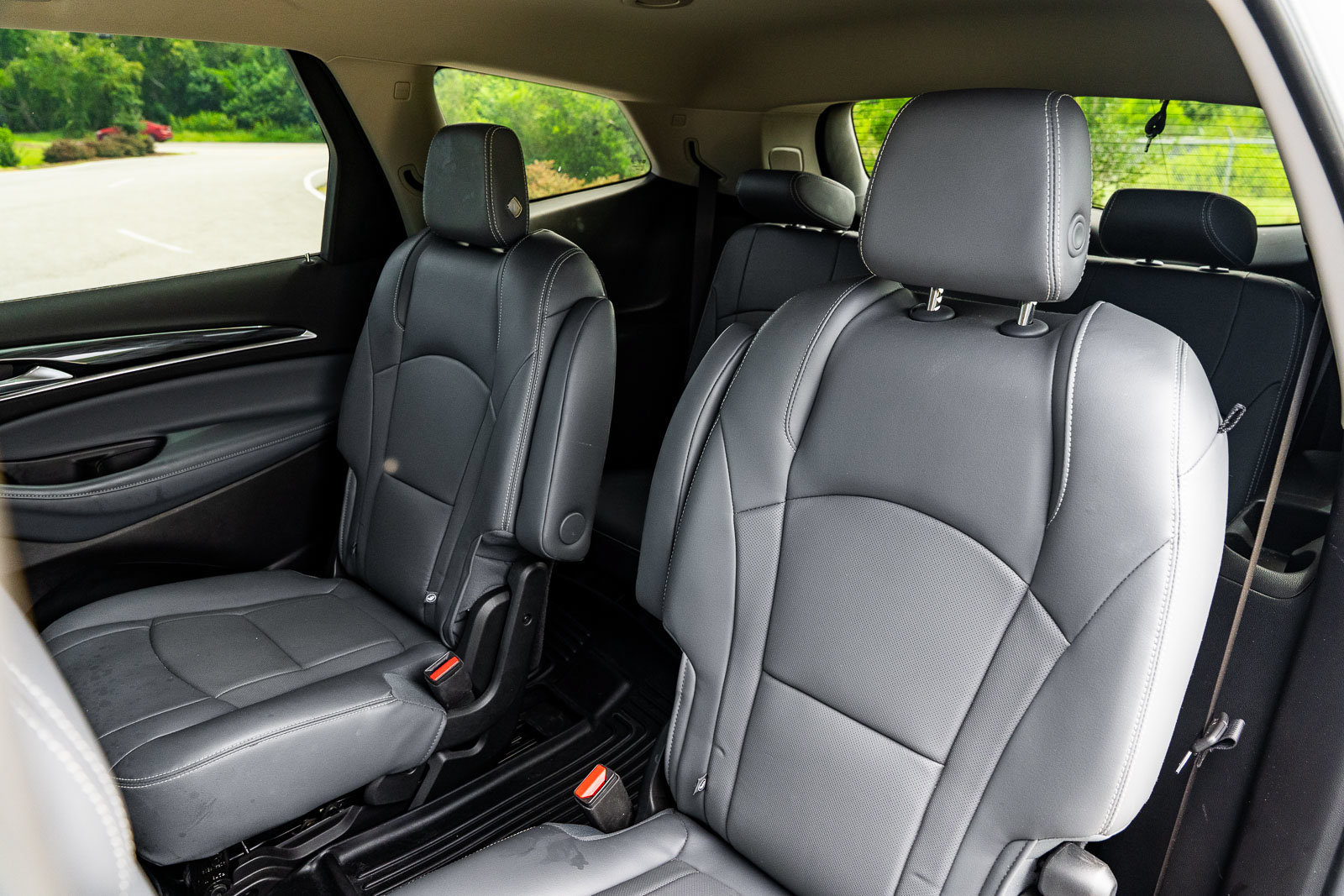 Used 2018 Buick Enclave Premium FWD image 19