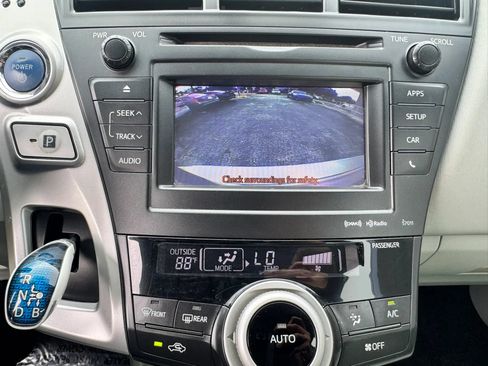 Used 2013 Toyota Prius V Three FWD image 34