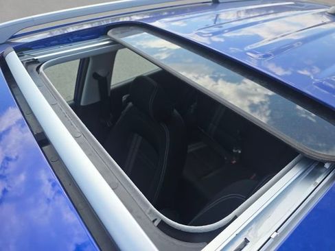 New 2026 Hyundai Venue SEL FWD image 4