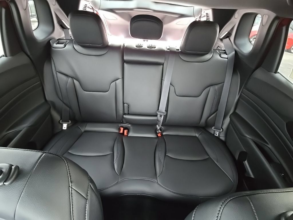 New 2026 Jeep Compass Limited AWD/4WD image 37