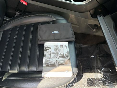 Used 2019 Ford Edge SEL w/ Equipment Group 201A FWD image 31