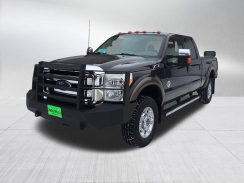 Used 2015 Ford F350 Lariat w/ Chrome Package image 2