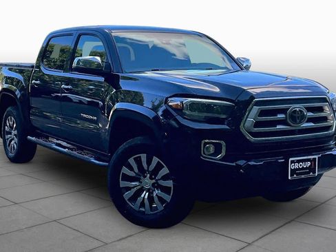 Used 2021 Toyota Tacoma Limited AWD/4WD image 3