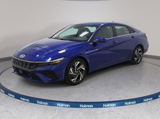 Used 2024 Hyundai Elantra Limited video 1