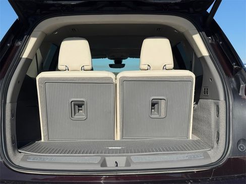 Used 2021 Cadillac XT6 Premium Luxury image 33