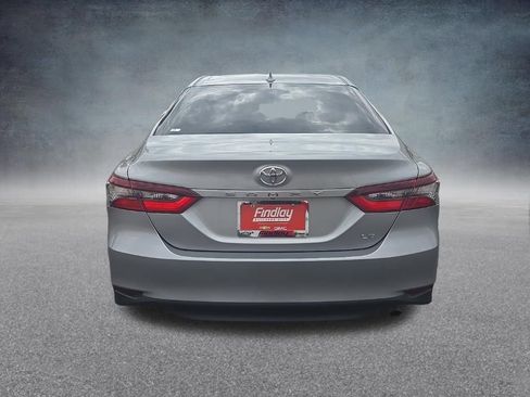 Used 2024 Toyota Camry LE FWD image 5