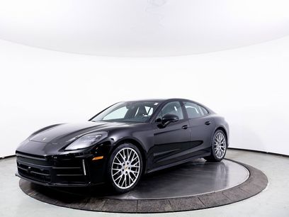 New 2025 Porsche Panamera 4