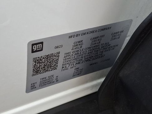 Certified 2024 Chevrolet Trax LT w/ Driver Confidence Package FWD image 27
