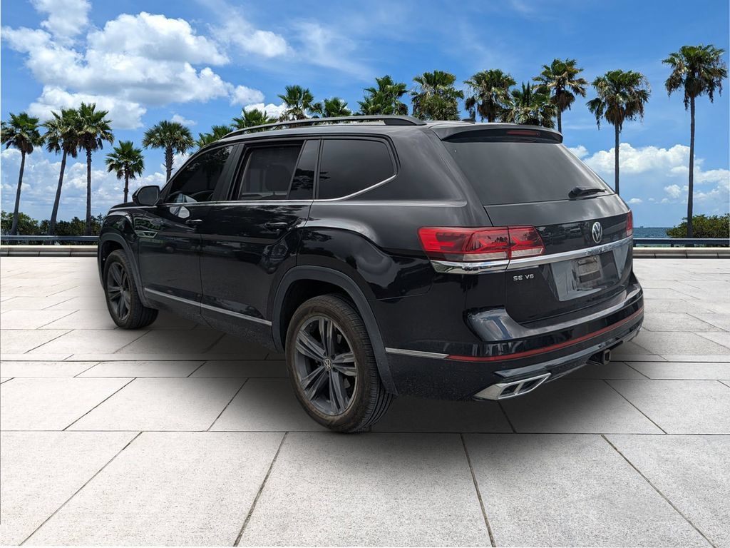 Used 2021 Volkswagen Atlas SE w/ Towing Package FWD image 6