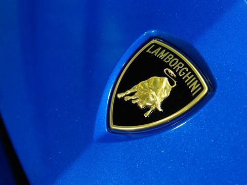 Used 2020 Lamborghini Urus image 31