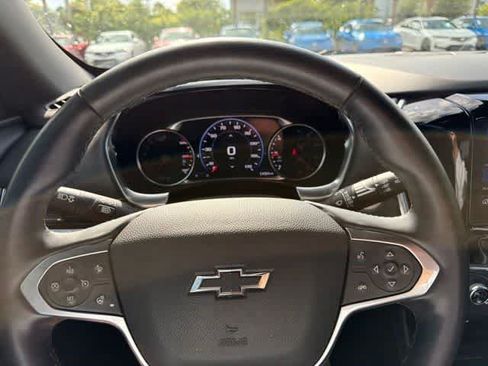 Used 2023 Chevrolet Traverse Premier w/ Redline Edition FWD image 28