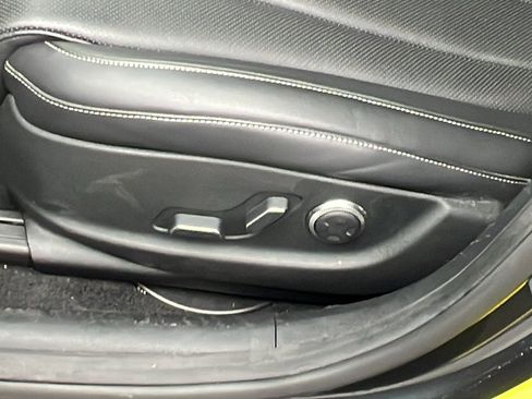 Used 2022 Genesis G80 2.5T w/ Advanced Package image 17