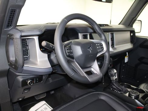 New 2025 Ford Bronco Outer Banks image 22